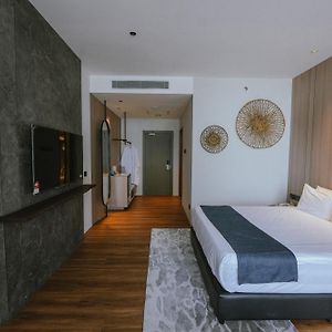 Double Room Mountain View